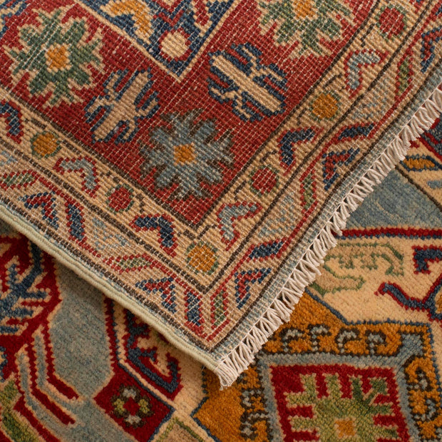 Hand knotted Kazak Carpet 3' 11" x 5' 5" - No. AL72665