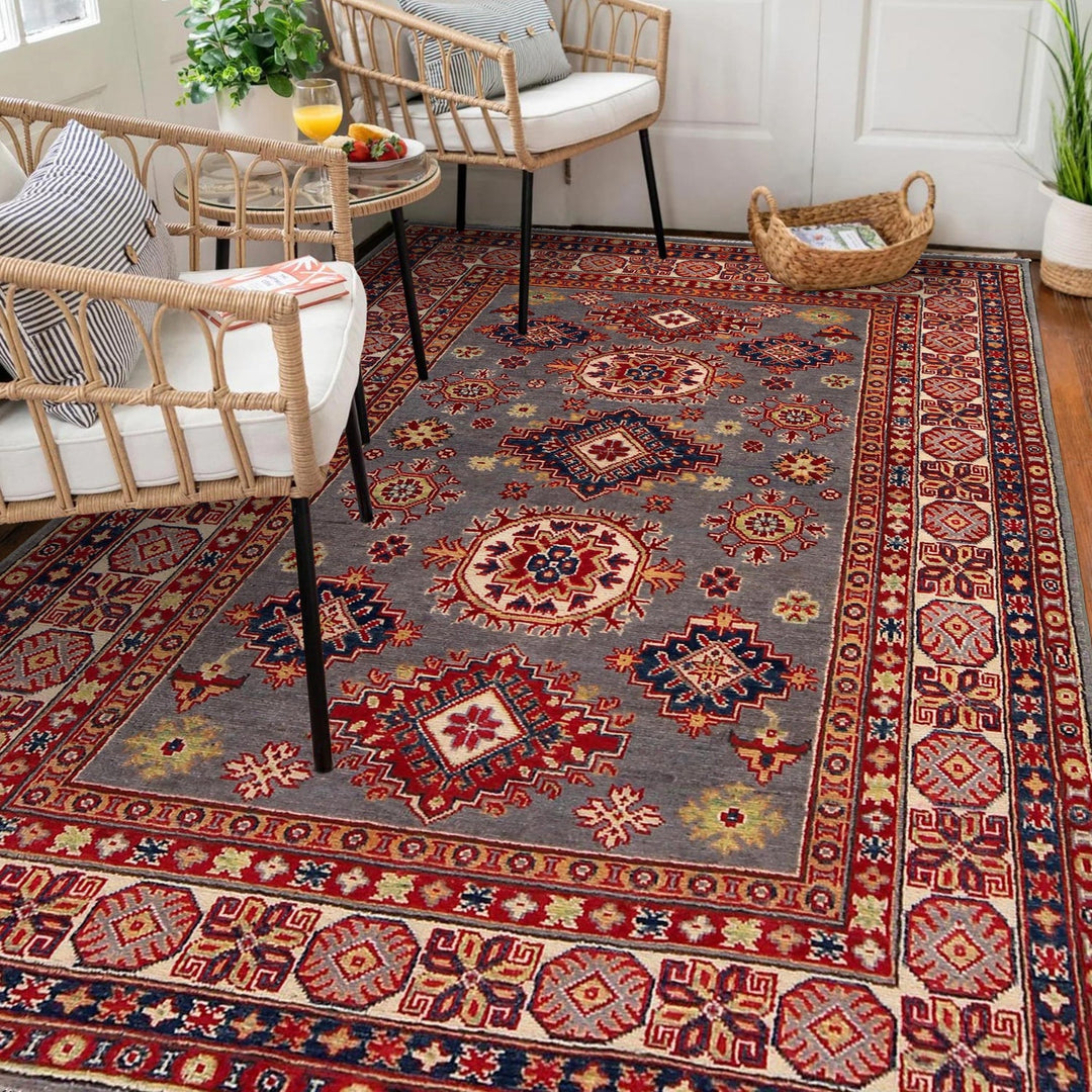 Hand knotted Kazak Rugs 4' 10" x 6' 6" - No. AL95241