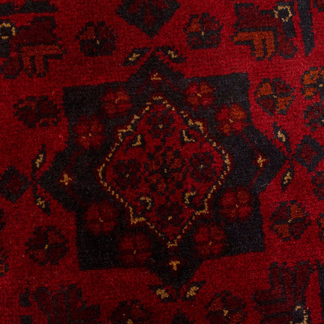 Hand knotted Khal Mohammadi Carpet 3' 6" x 5' 0" - No. AL77394