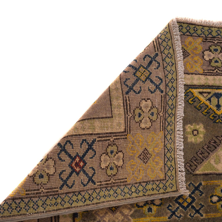 Handmade Kazak Area Rug 4' 0" x 5' 7" - No. AL43555