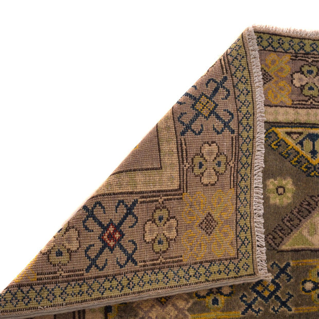 Handmade Kazak Area Rug 4' 0" x 5' 7" - No. AL43555