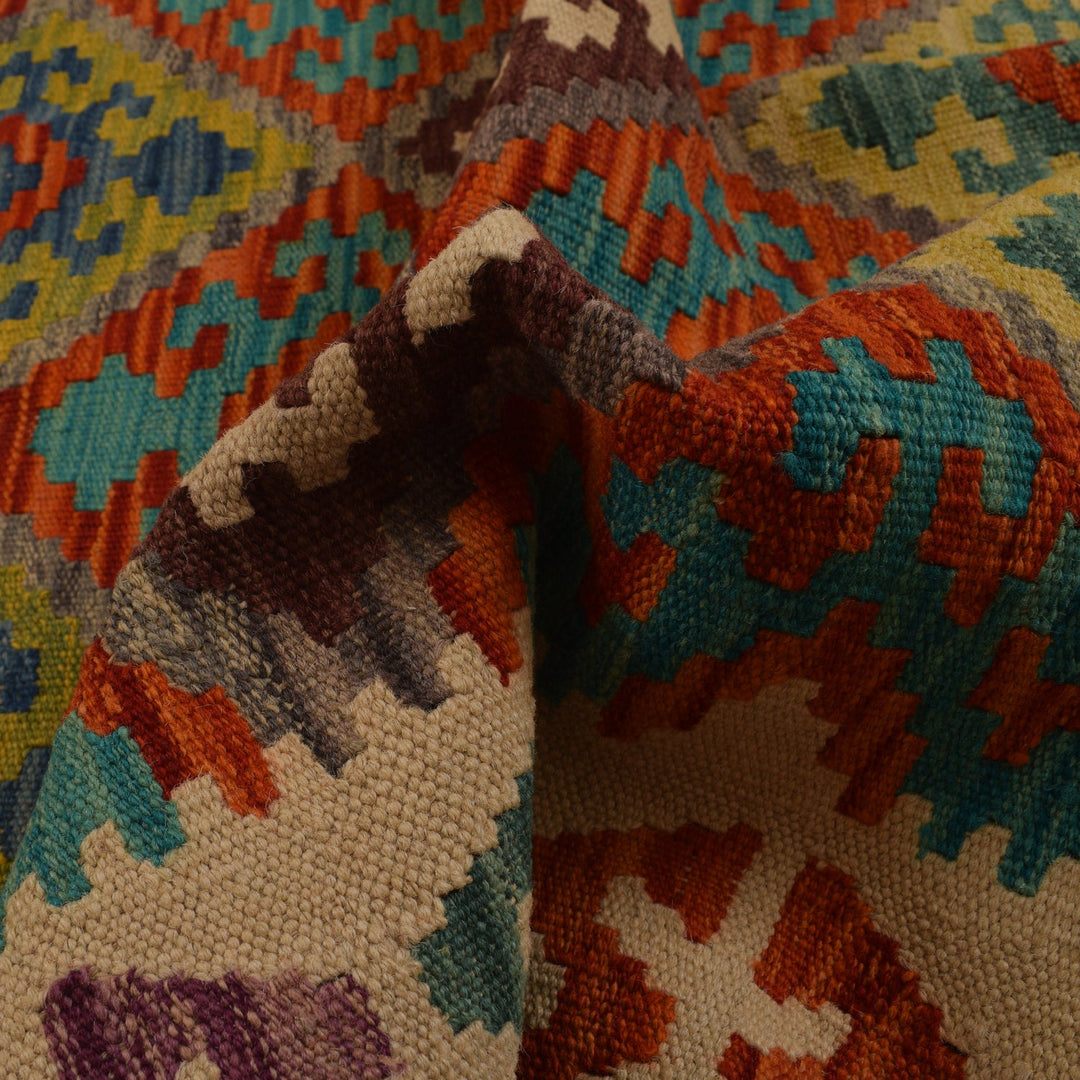 Hand Woven Wool Kelim 4' 11" x 6' 6" - No. AL24460