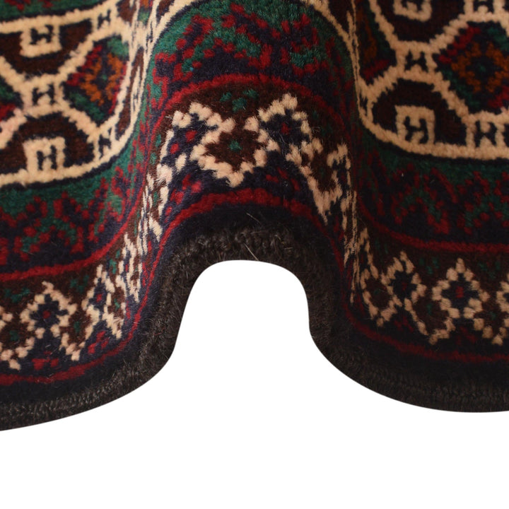 Small Prayer Carpet  2' 9" x 4' 5" - No. AL96583