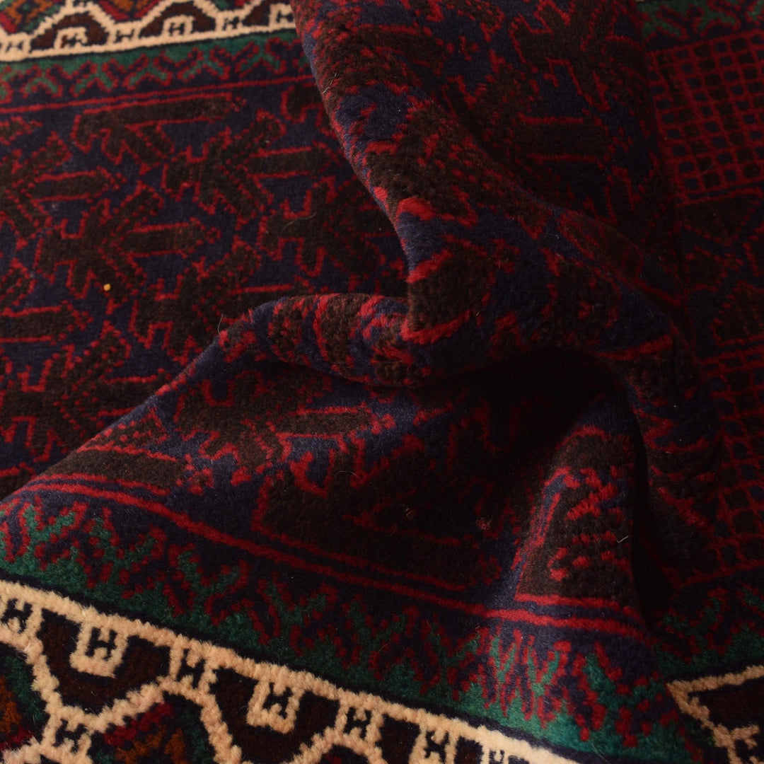 Small Prayer Carpet  2' 9" x 4' 5" - No. AL96583