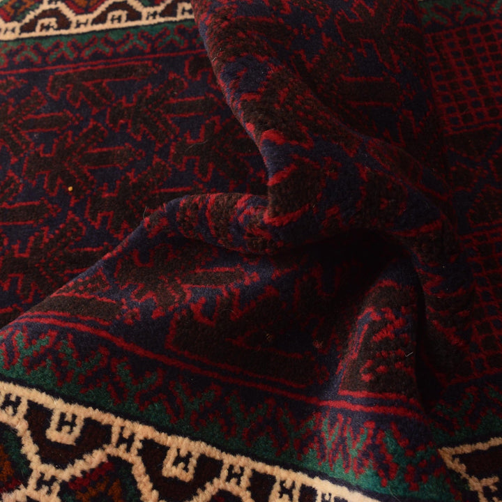 Small Prayer Carpet  2' 9" x 4' 5" - No. AL96583