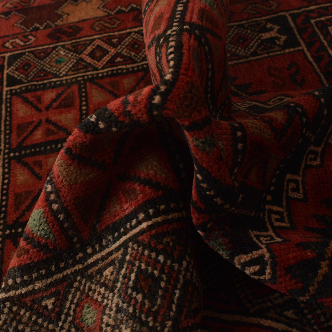 Islamic Prayer Carpet 3' 1" x 4' 8" - No. AL27983