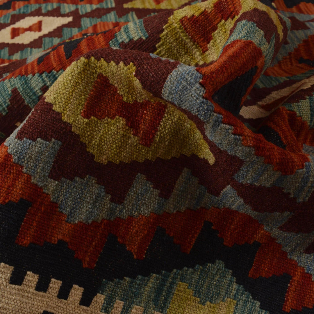 Handmade Vegetable Kilim 5' 1" x 6' 8" - No. AL68009