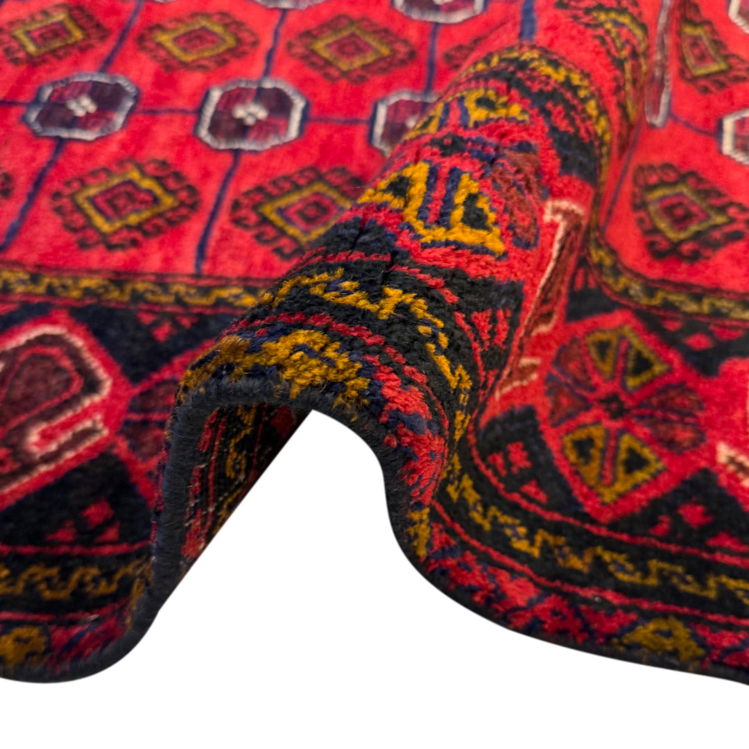 Baluch Short Rug 3' 8" x 5' 10" - No. AL21005