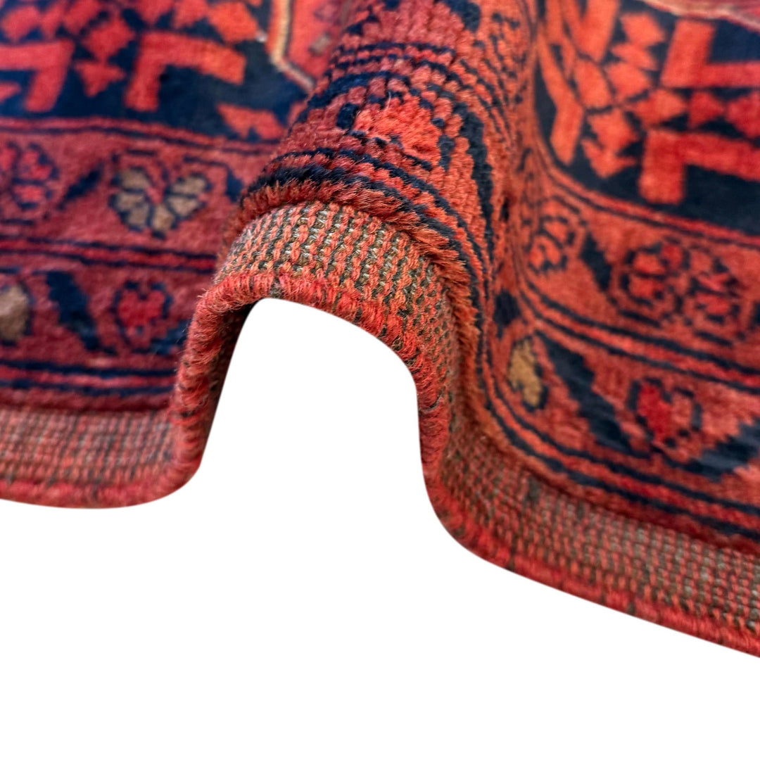 Small Size Area Rug 3' 10" x 5' 3" - No. AL62818