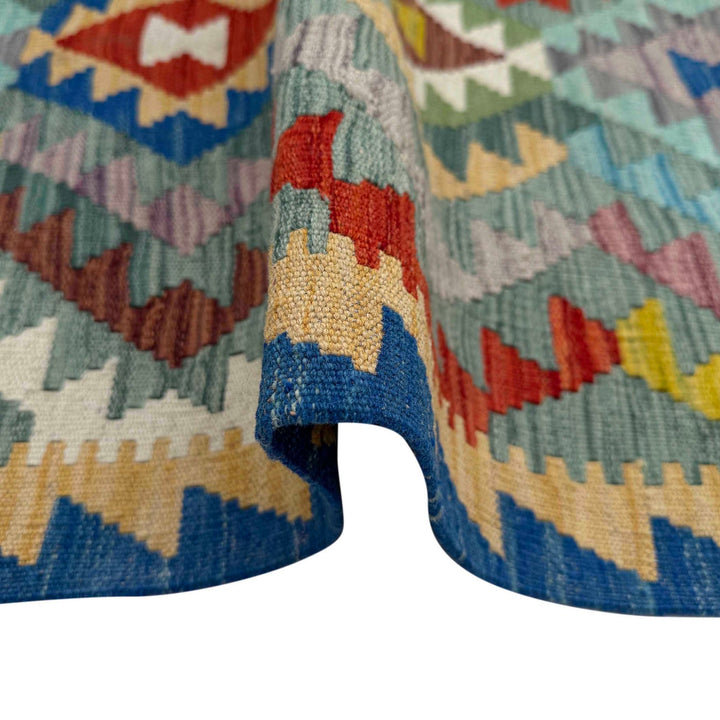 Hand Woven Wool Kelim 4' 7" x 5' 5" - No. AL84902