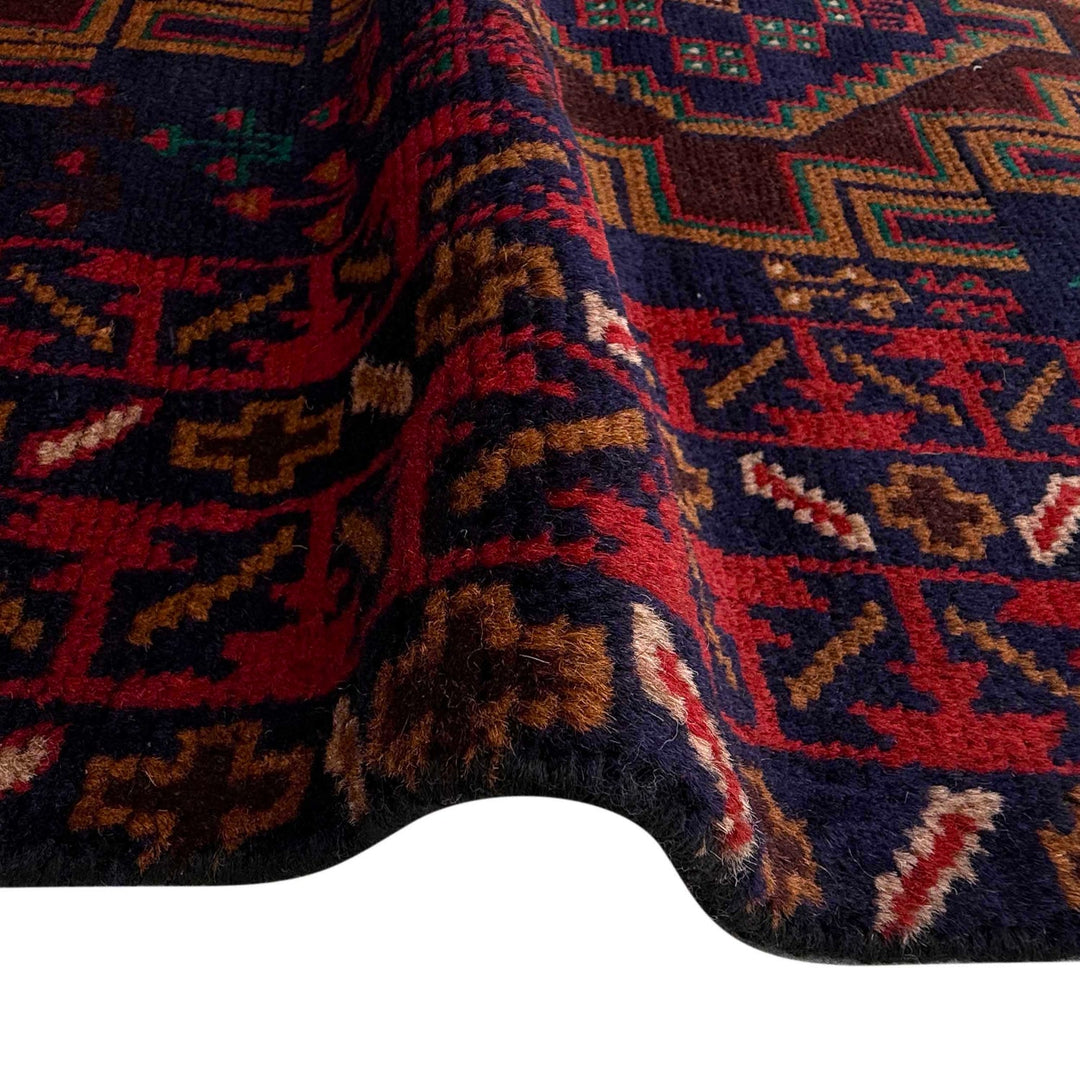 Traditional Handwoven Baluch Runne 2' 9" x 6' 5" - No. AL12767