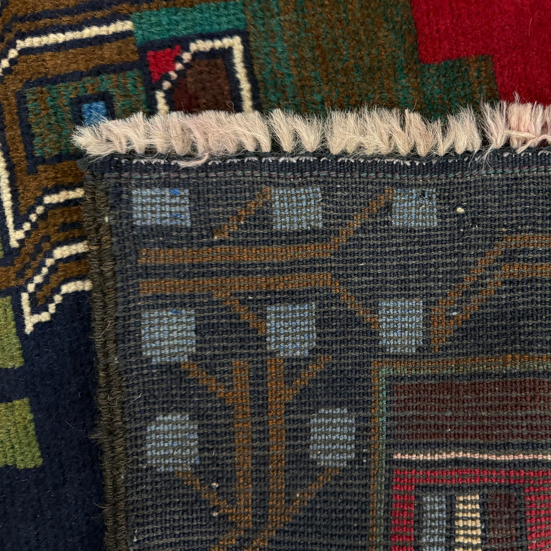 Handmade Pictorial Carpet 2' 6" x 4' 4" - No. AL73321