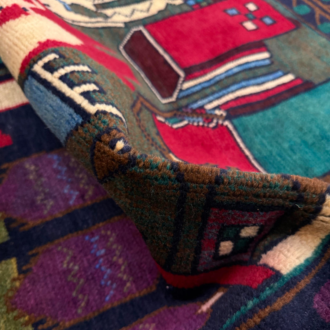 Handmade Pictorial Carpet 2' 6" x 4' 4" - No. AL73321