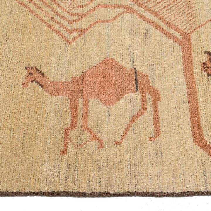 Hand Made Animal Pictorial Area Carpet 2' 8" x 4' 2" - No. AL91049