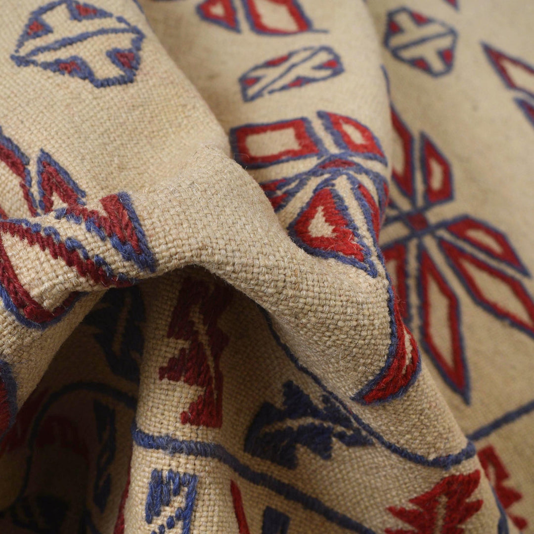 Handmade Soumak Kelim 4' 1" x 5' 5" - No. AL30940