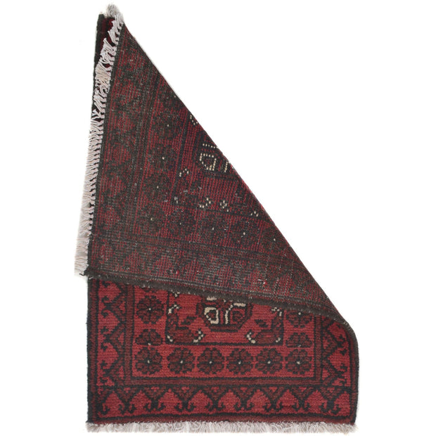 Handmade Floor Mat 1' 7" x 2' 2" - No. AL99550