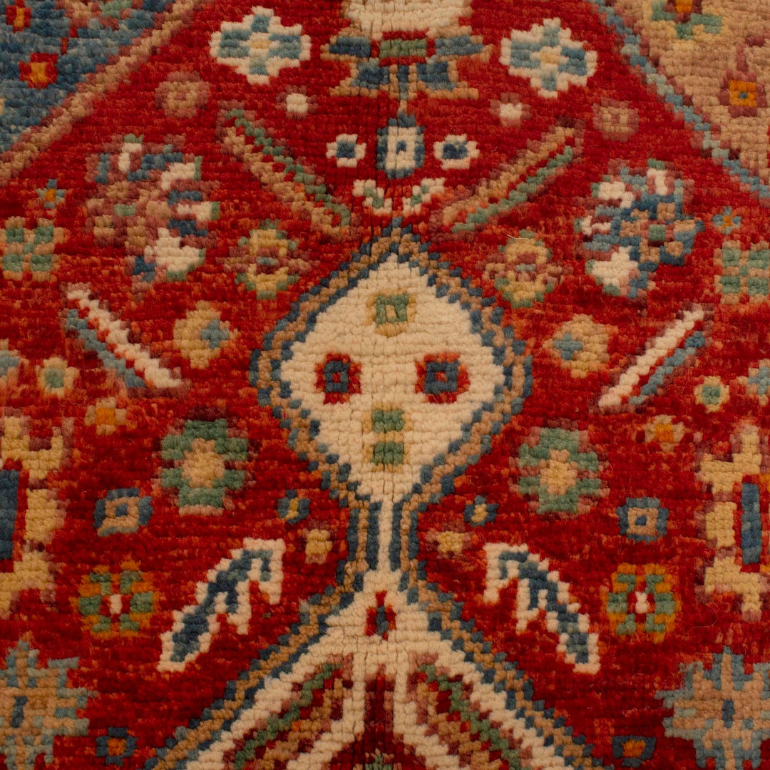 Rich Red Color Shiraz Carpet 3' 9" x 5' 8" - No. AL85380