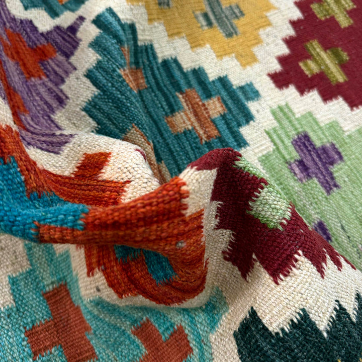 Afghan Vegetable Kilim Rug 3' 4" x 5' 0" Flat-Weave texture