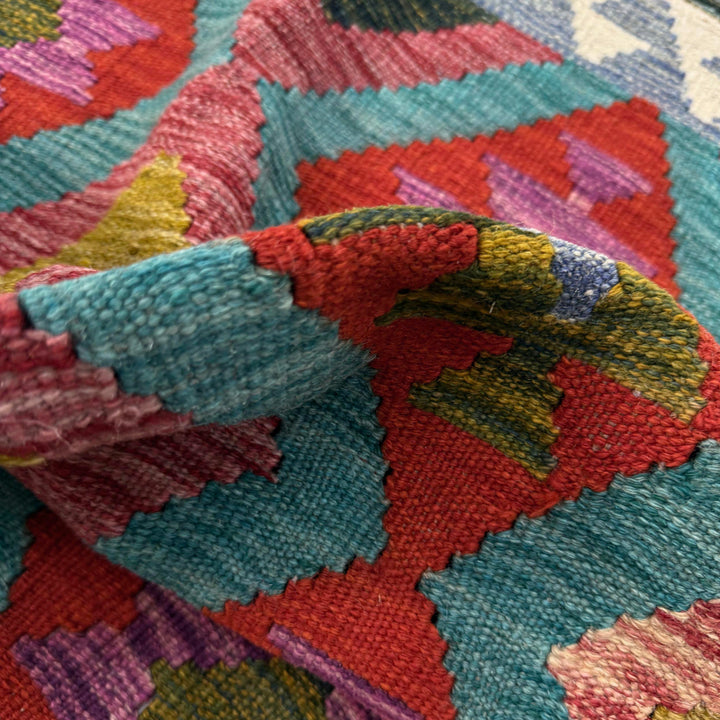 Afghan Vegetable Kilim Rug 3' 1" x 4' 6" Flat-Weave texture