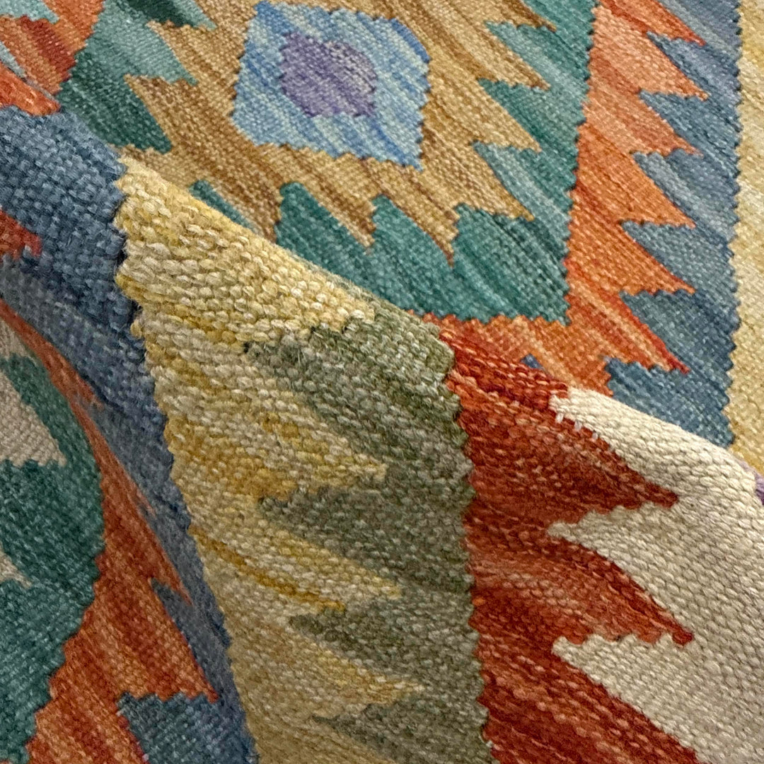 Handmade Vegetable Kilim 2' 8" x 3' 11" - No. AL218547