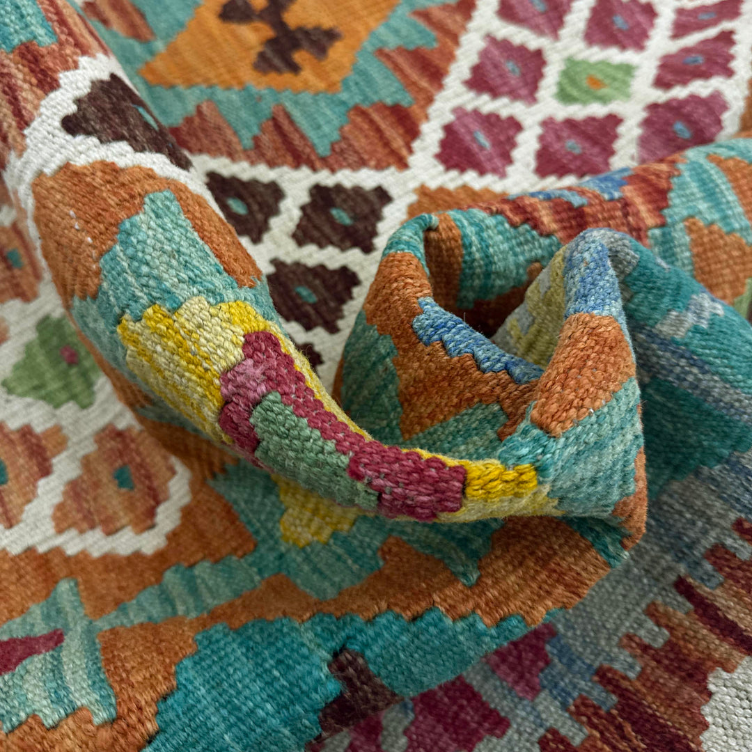 Hand Made Afghan Kilim 3' 11" x 5' 10" - No. AL652718
