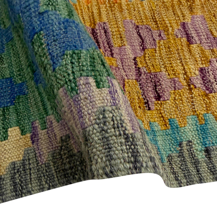Handmade Vegetable Kilim 5' 8" x 8' 2" - No. AL378101