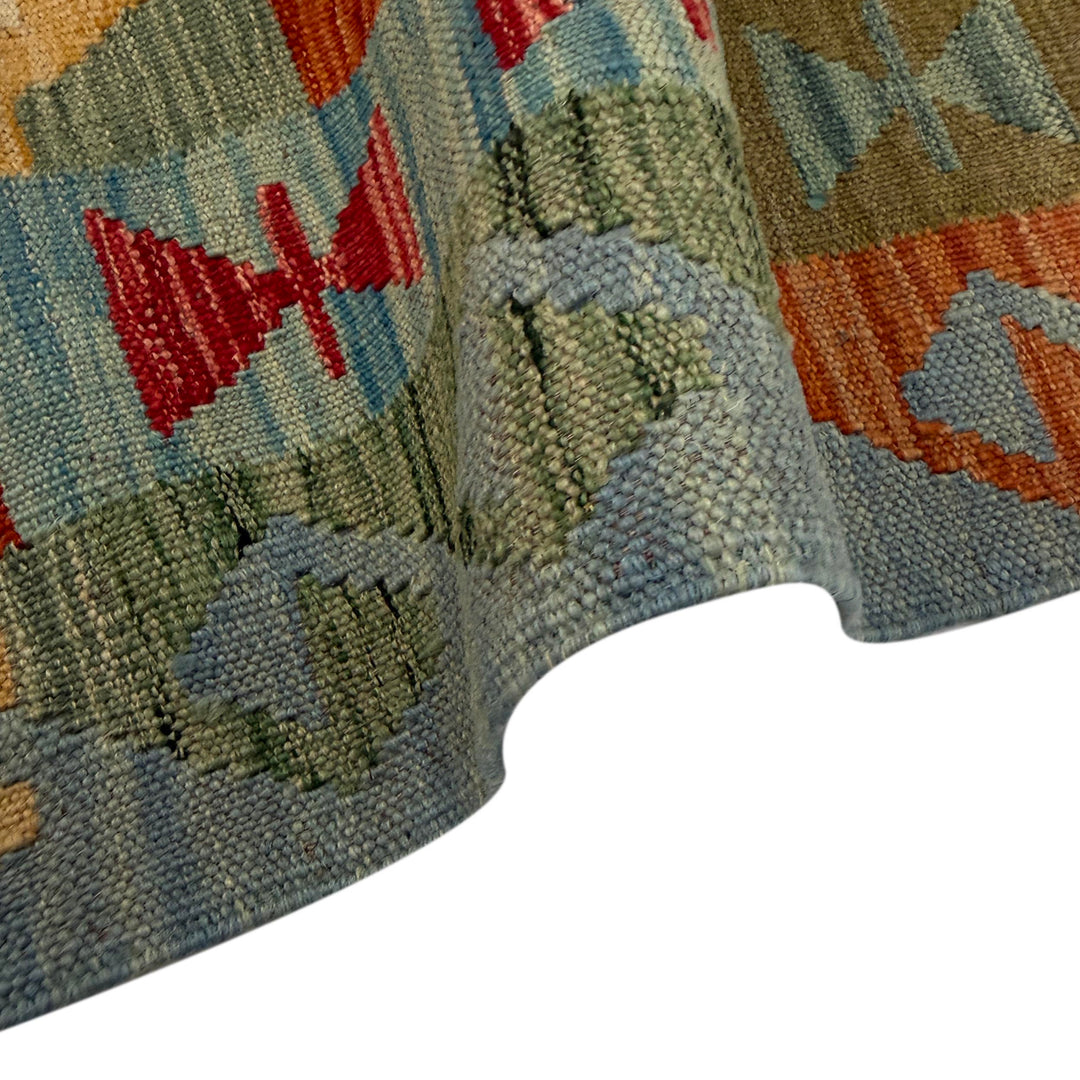 Hand Woven Wool Kelim 4' 0" x 6' 8" - No. AL122950