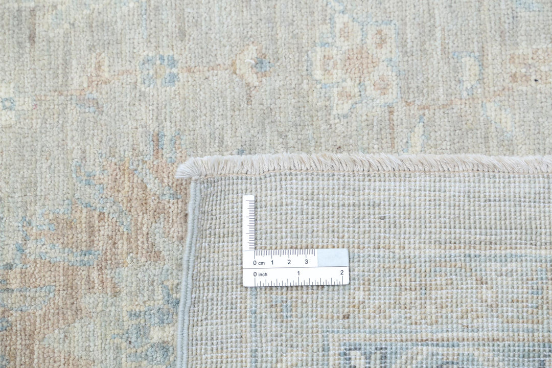 Serenity 9’ 8″ x 13’ 11” - No. AV24650 - ALRUG Rug Store