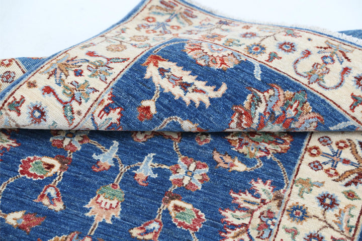 Ziegler 2’ 7″ x 3’ 11” - No. AV96472 - ALRUG Rug Store