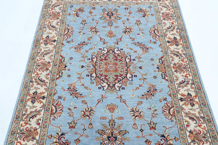Ziegler 4’ 0″ x 5’ 9″ - No. AV25856 - ALRUG Rug Store