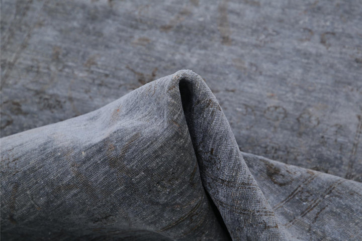 Overdye 3’ 11” x 5’ 8″ - No. AV90522 - ALRUG Rug Store