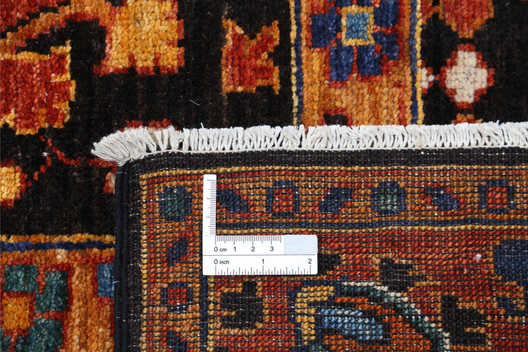 Humna 6’ 0″ x 7’ 10” - No. AV24640 - ALRUG Rug Store