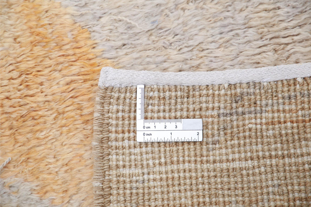 Moroccan 5’ 1″ x 7’ 5″ - No. AV47828 - ALRUG Rug Store