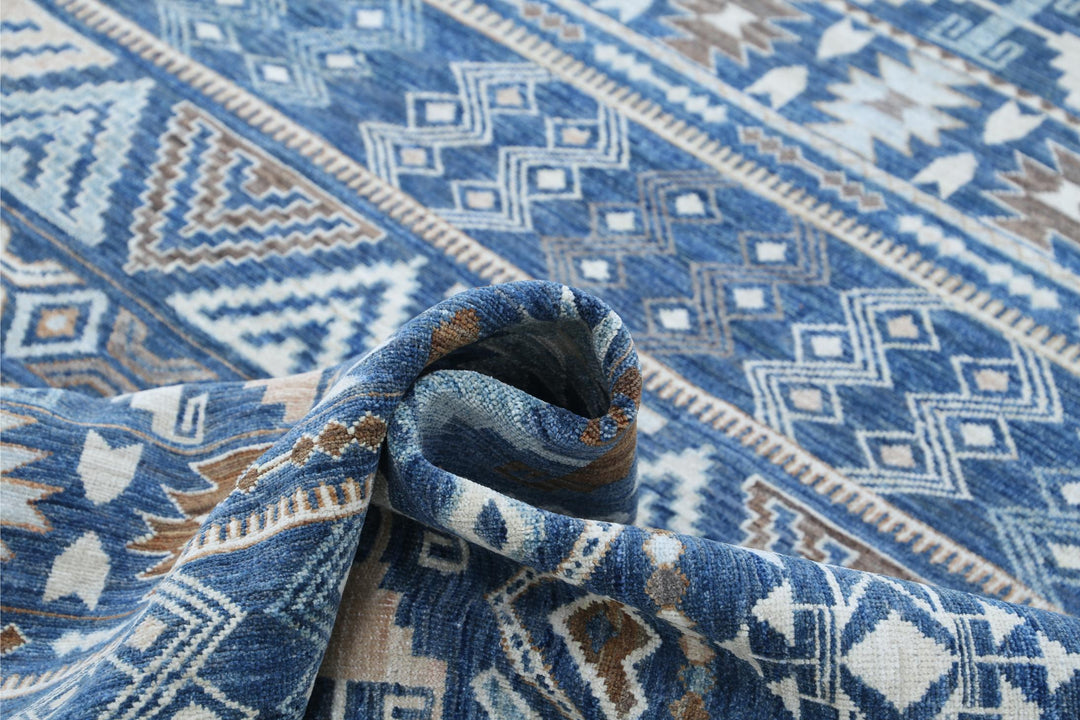 Ziegler 6’ 9″ x 8’ 5″ - No. AV33908 - ALRUG Rug Store