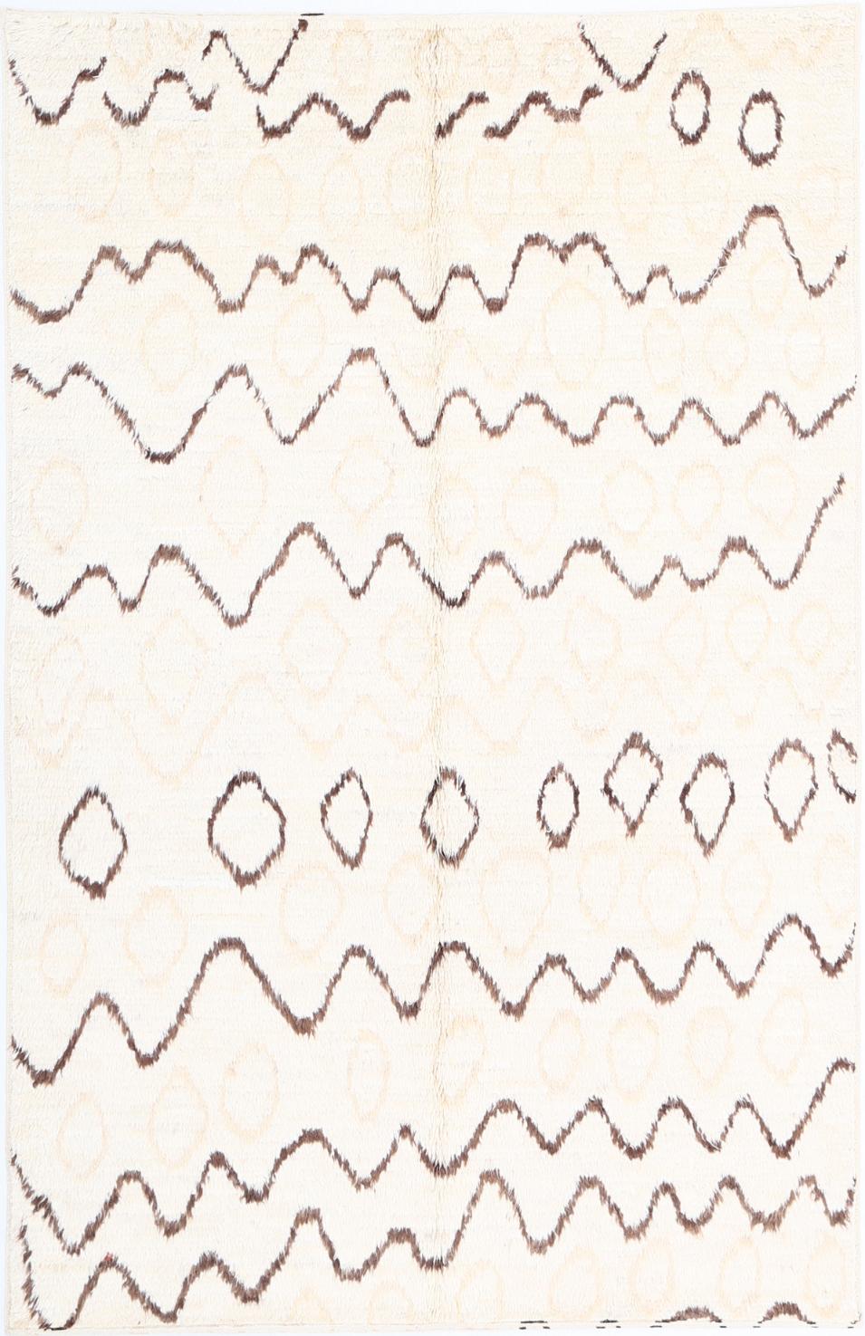 Ivory Moroccan Oriental Rug 4'10" x 7'7" Hand-Knotted