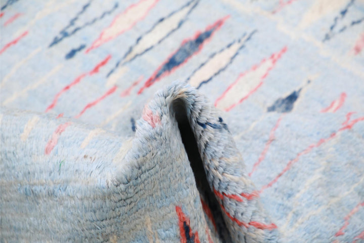 Moroccan 4’ 9″ x 7’ 9″ - No. AV69202 - ALRUG Rug Store