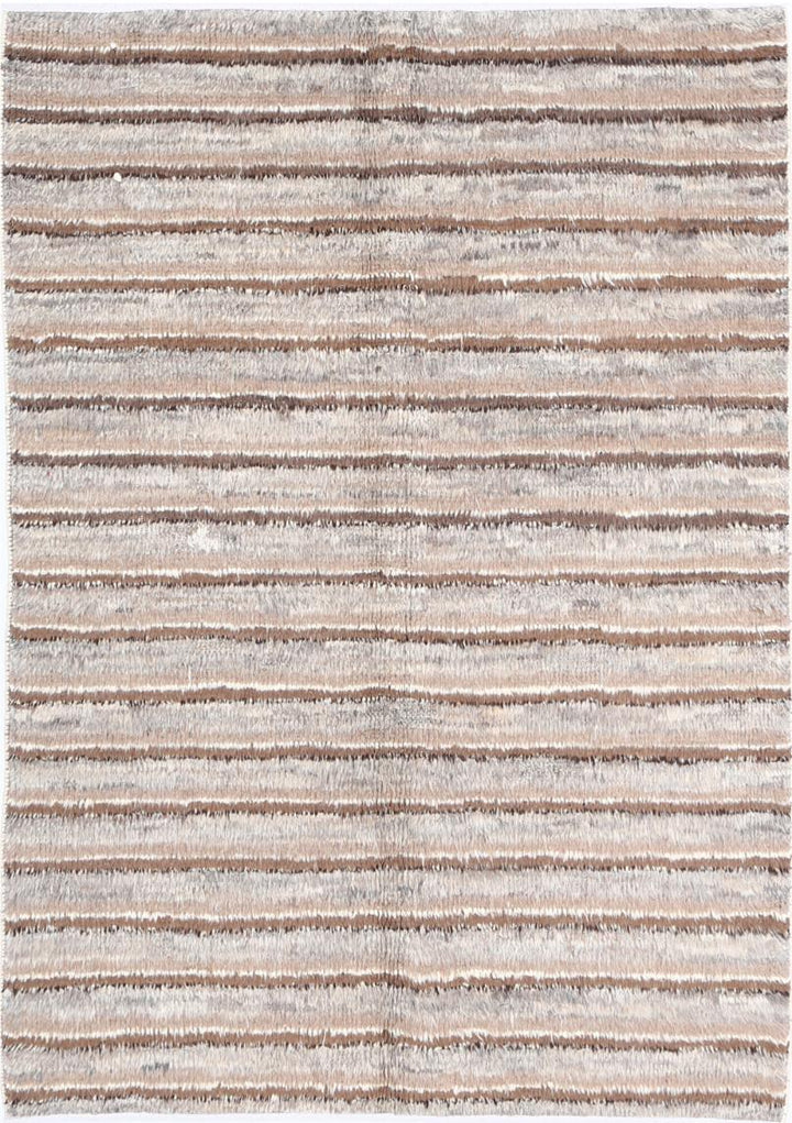 Moroccan 4’ 2″ x 5’ 11” - No. AV53815 - ALRUG Rug Store