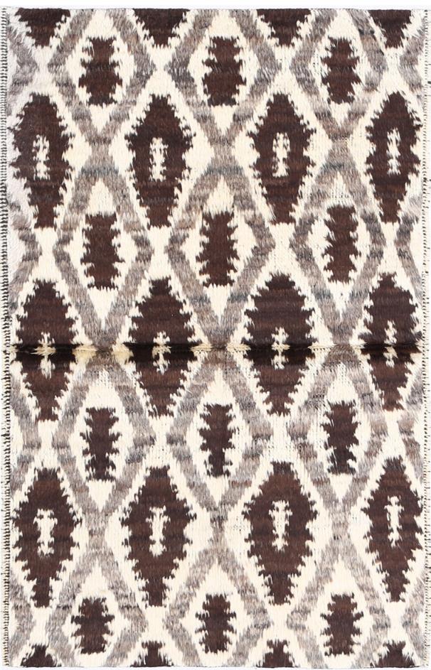 Ivory Moroccan Oriental Rug 3'1" x 4'11" Hand-Knotted
