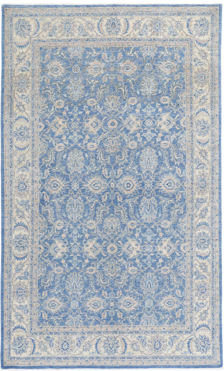 Serenity 5’ 5″ x 9’ 3″ - No. AV43110 - ALRUG Rug Store