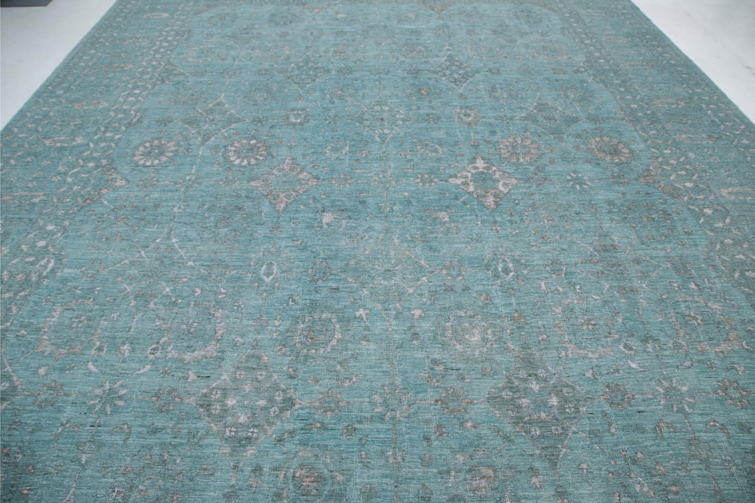 Green Afghan Oriental Rug 12'0" x 14'9" Hand-Knotted pattern