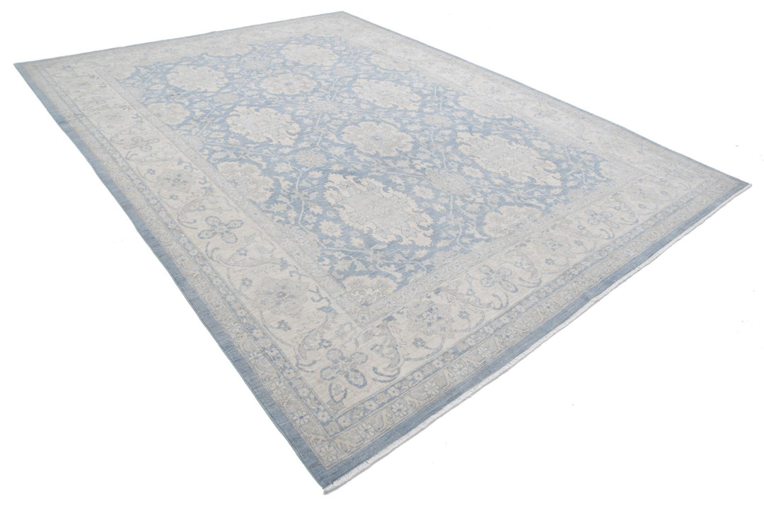 Serenity 8’ 10” x 11’ 9″ - No. AV40028 - ALRUG Rug Store