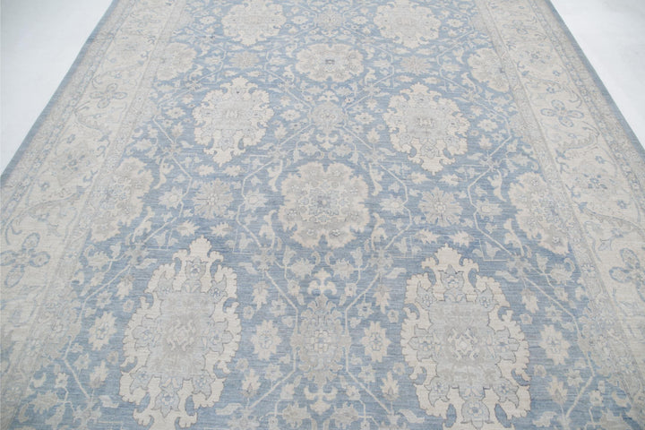 Serenity 8’ 10” x 11’ 9″ - No. AV40028 - ALRUG Rug Store