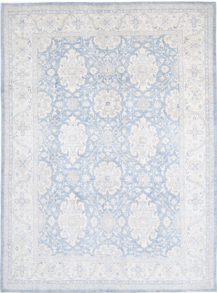 Serenity 8’ 10” x 11’ 9″ - No. AV40028 - ALRUG Rug Store