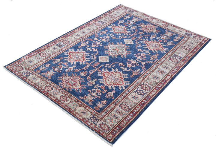 Kazak 4’ 0″ x 5’ 5″ - No. AV40946 - ALRUG Rug Store