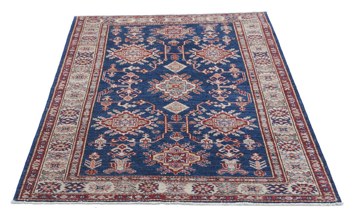 Kazak 4’ 0″ x 5’ 5″ - No. AV40946 - ALRUG Rug Store