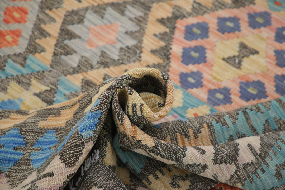 Kilim 6’ 4″ x 9’ 8″ - No. AV73045 - ALRUG Rug Store