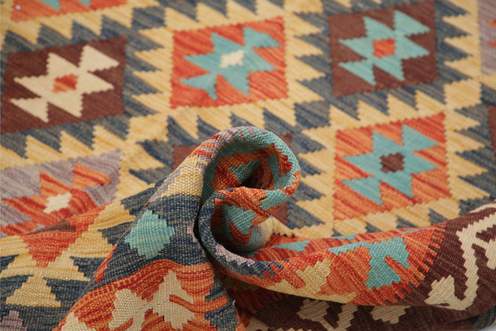 Kilim 6’ 7″ x 9’ 9″ - No. AV77840 - ALRUG Rug Store