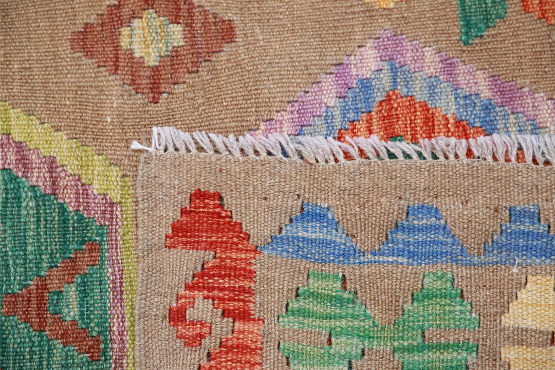 Kilim 6’ 6″ x 9’ 8″ - No. AV97090 - ALRUG Rug Store