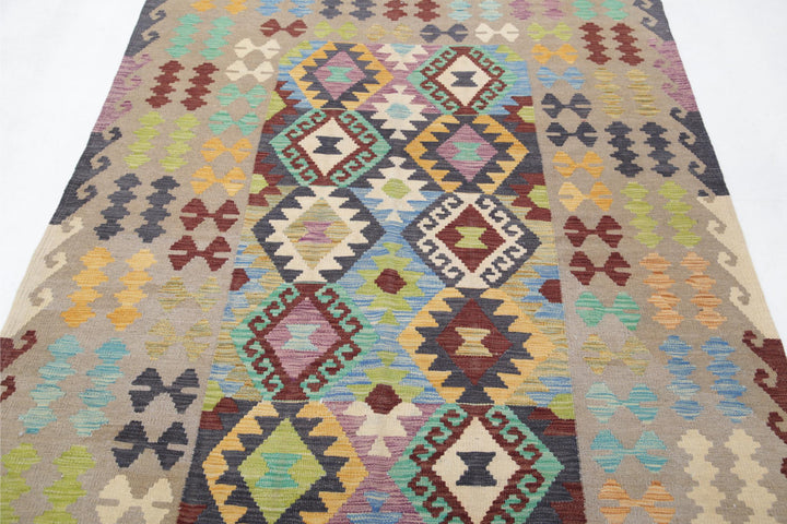 Kilim 4’ 11” x 6’ 5″ - No. AV15878 - ALRUG Rug Store