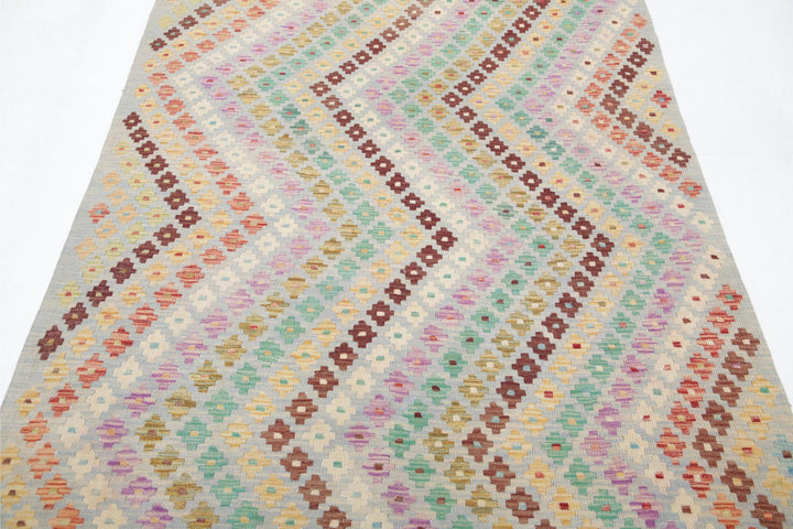 Kilim 4’ 9″ x 6’ 5″ - No. AV83851 - ALRUG Rug Store